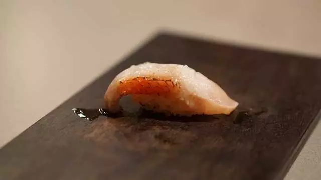jū-ni