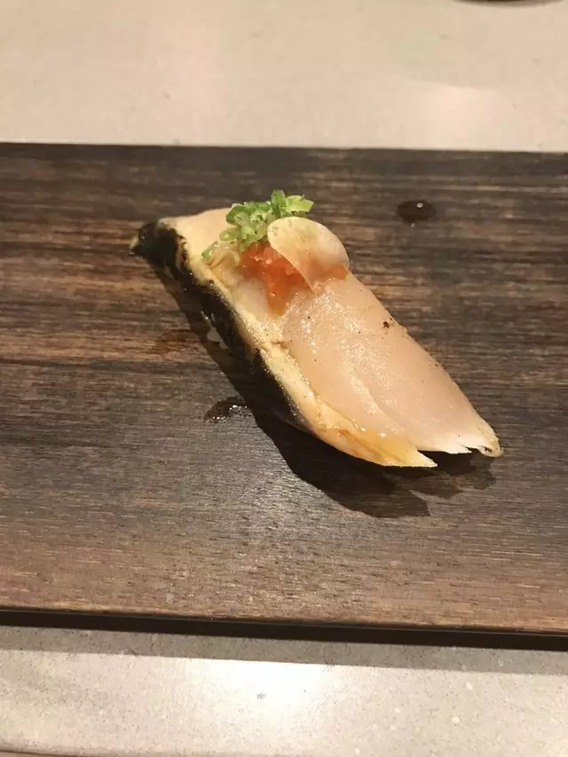 jū-ni