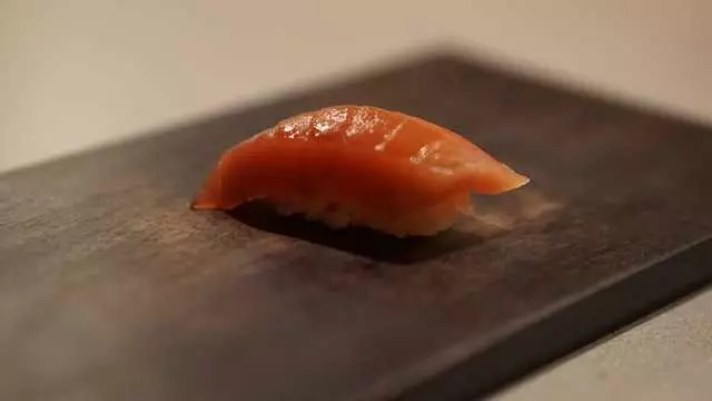 jū-ni