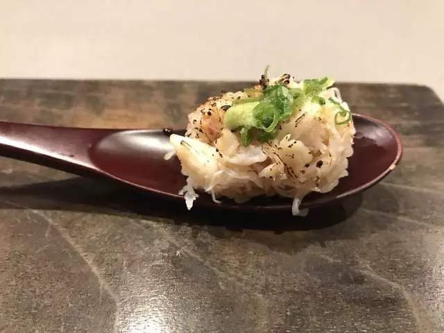 jū-ni