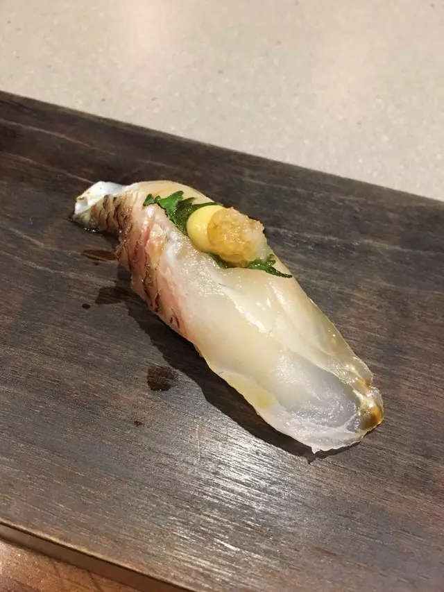 jū-ni