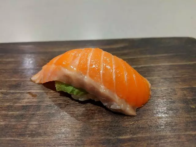 jū-ni