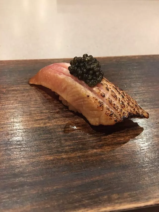 jū-ni