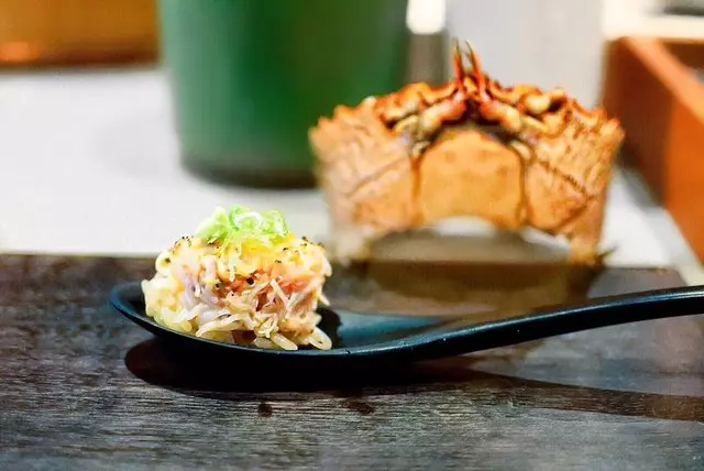 jū-ni