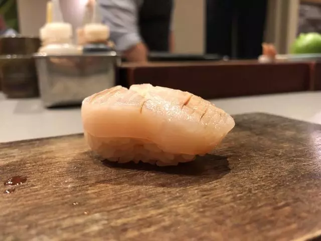 jū-ni