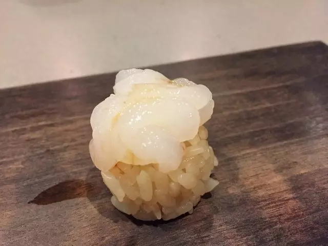 jū-ni