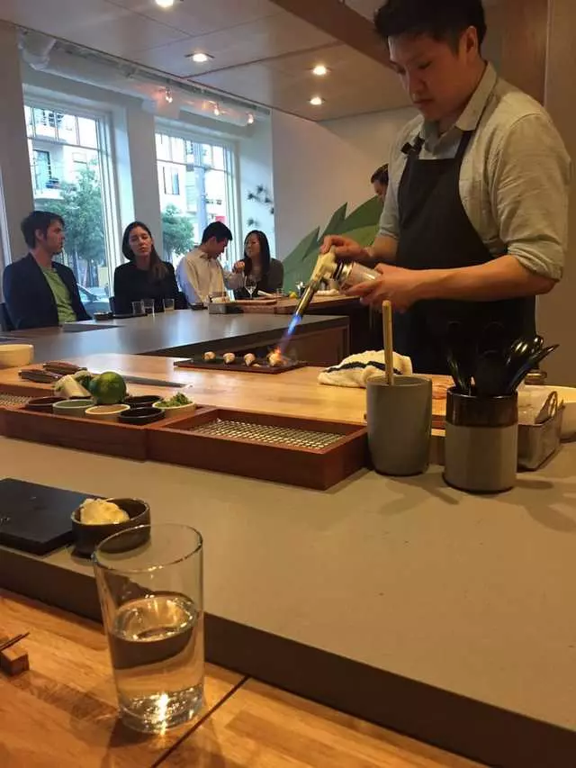 jū-ni