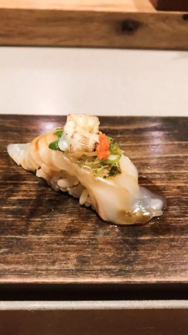 jū-ni
