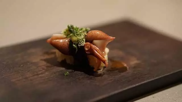 jū-ni