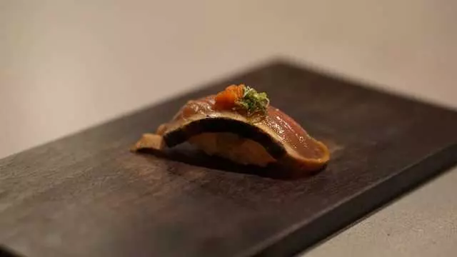 jū-ni