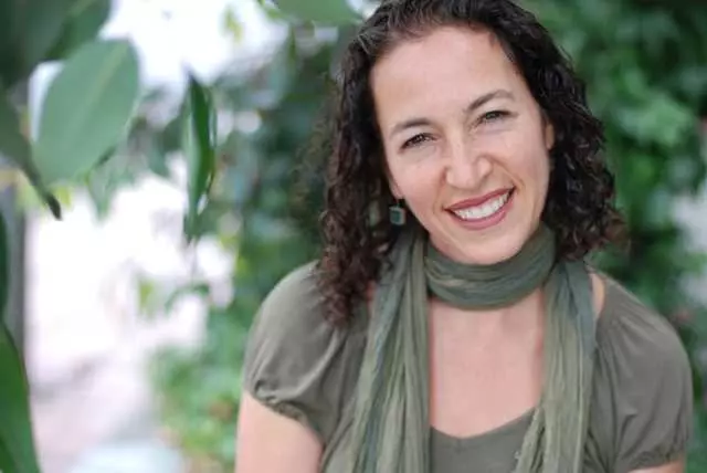 Gillian Nathan, LCSW, CHt