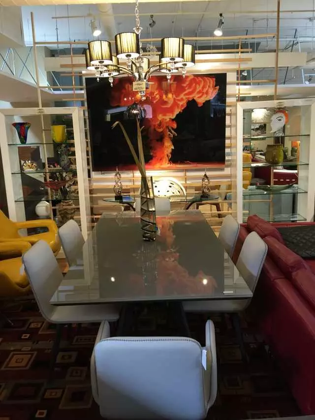 9th Street Designer Clearance