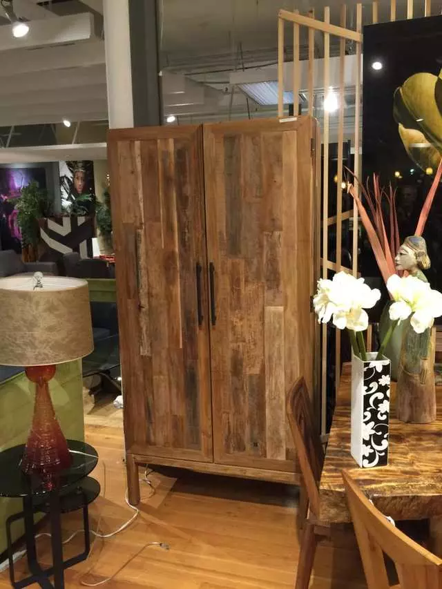 9th Street Designer Clearance