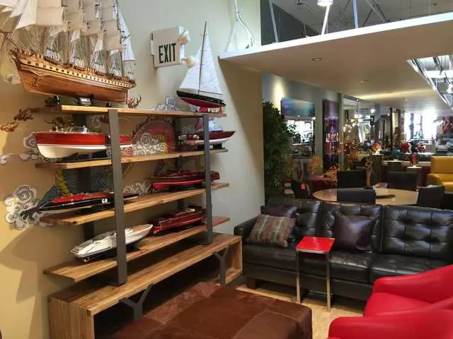 9th Street Designer Clearance