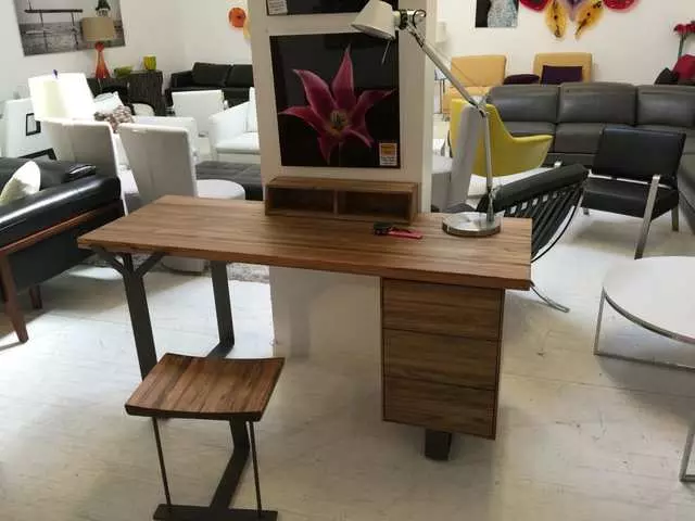 9th Street Designer Clearance